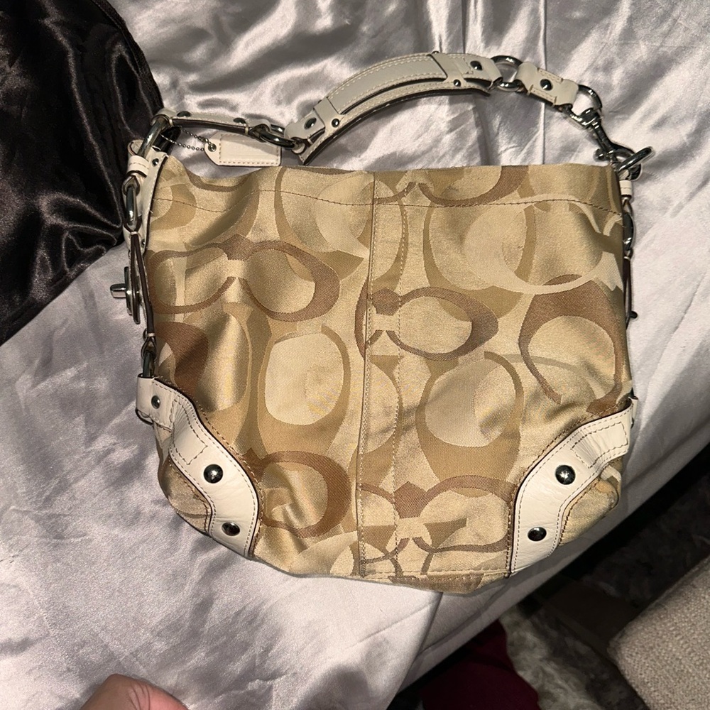 coach purse used
